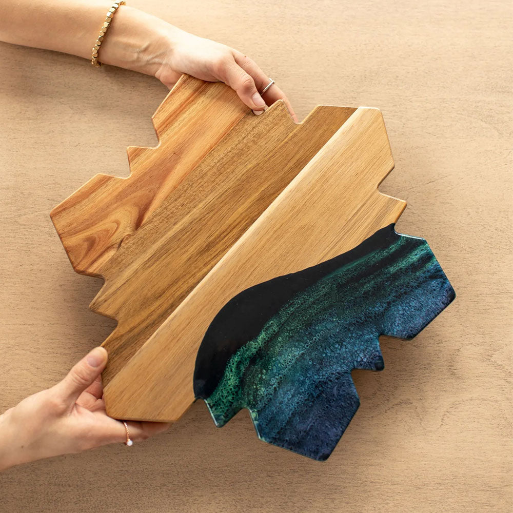 New Snowflake Charcuterie Board And Ceramic Tray